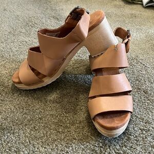 Tom’s Chunky Heel